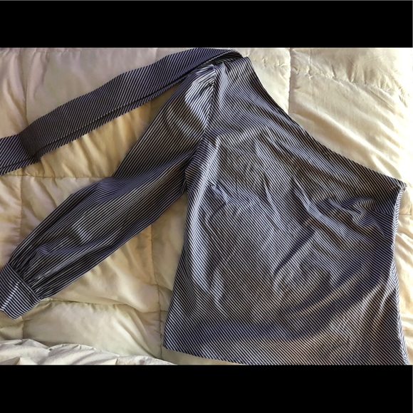 Saks 5thAve long sleeve blouse bare left shoulder - Picture 6 of 6